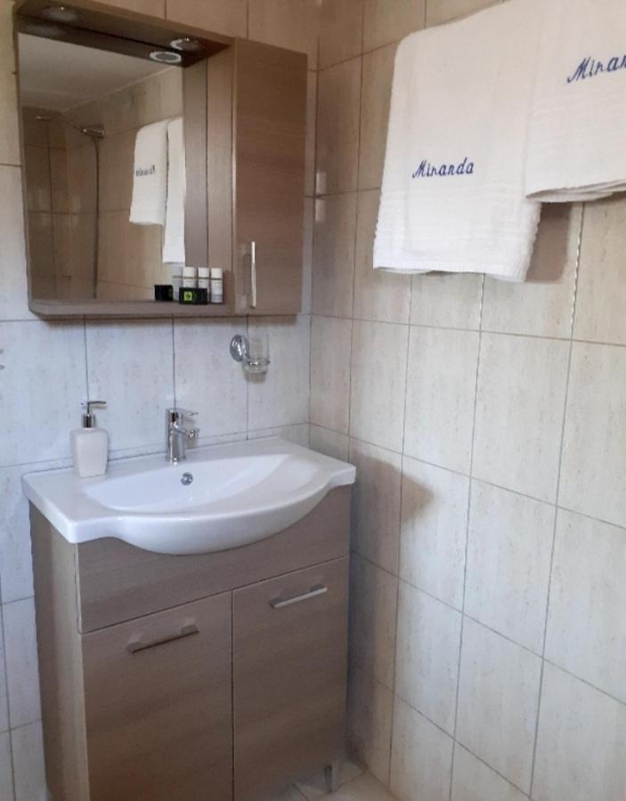 Miranda Apartment Paliouri